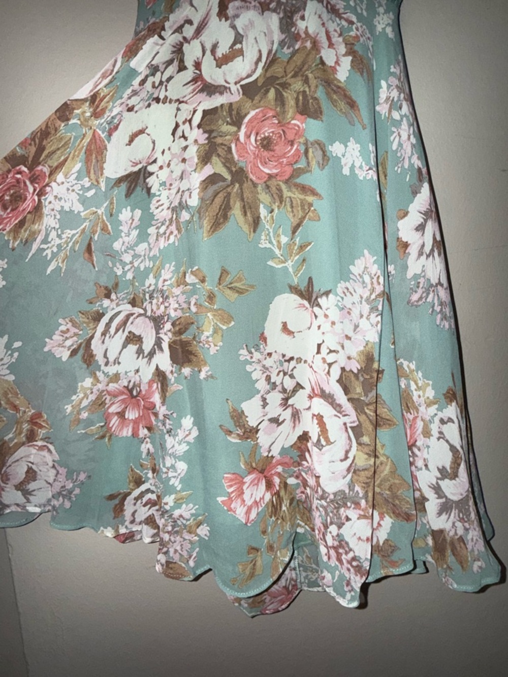 Betsey Johnson Mint Green Lace & Floral Chiffon Mini Dress - Picture 4 of 9